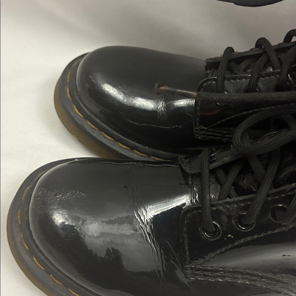 Dr. Martens Women’s 1460W Combat Boots Size 6 US 4 UK Patent Leather Black - Picture 8 of 15
